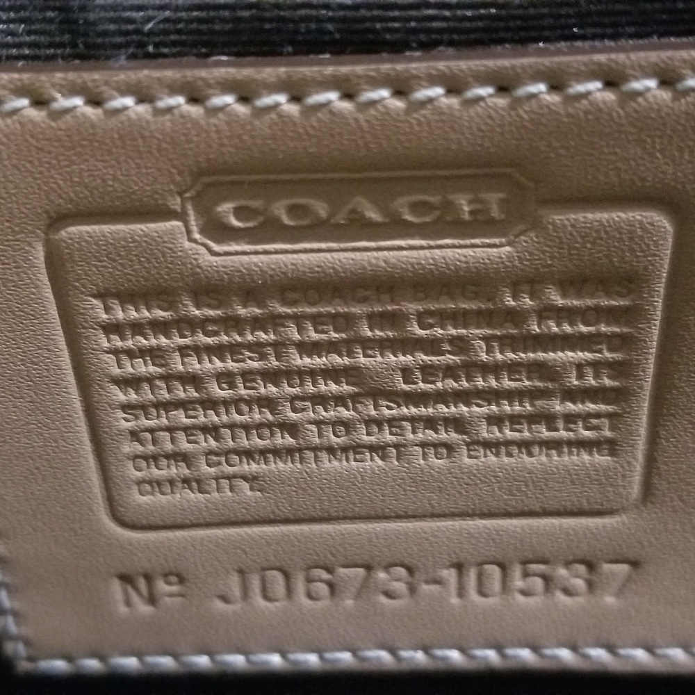 Large Authentic Coach Signature Handbag - Picture 5 of 8